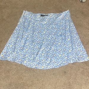 silk skirt, blue and yellow floral skirt, zip up. size 8